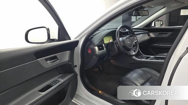 Jaguar XF (X260) id 4531120 из Кореи 20