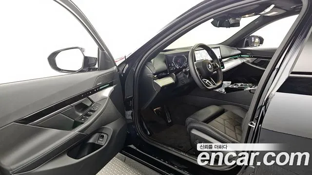 BMW 5 Series (G60) id 2782113 из Кореи 20