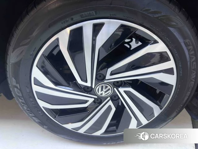 Volkswagen Sagitar id 4341820 из Китая 19