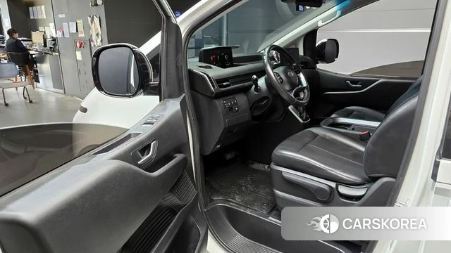 Hyundai Staria id 4382940 из Кореи 20
