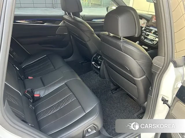 BMW 6 Series GT (G32) id 3431935 из Кореи 20