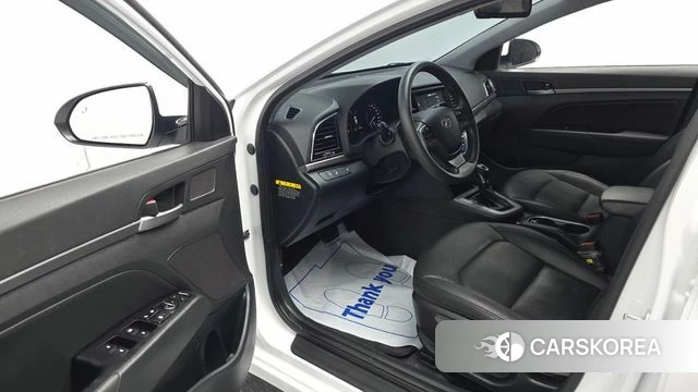 Hyundai Avante AD id 4378215 из Кореи 20