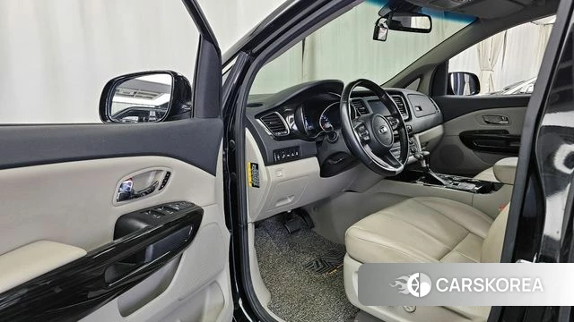 Kia The New Carnival id 3936920 из Кореи 20