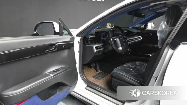 Hyundai Grandeur (GN7) id 3858896 из Кореи 20