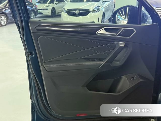 Volkswagen Tiguan L id 4211369 из Китая 21