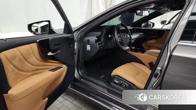 Lexus LS500h 5th generation id 3036956 из Кореи 20