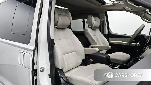 Hyundai The New Grand Starex id 3631844 из Кореи 20