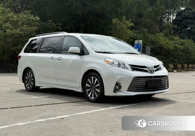 Toyota Sienna id 3896153 из Китая 18