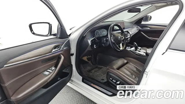 BMW 5 Series (G30) id 2470917 из Кореи 20