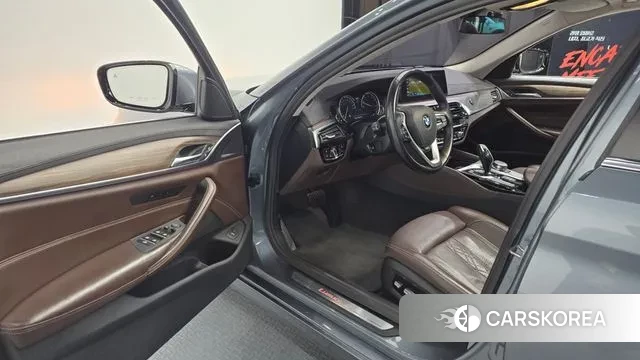 BMW 5 Series (G30) id 3434499 из Кореи 20