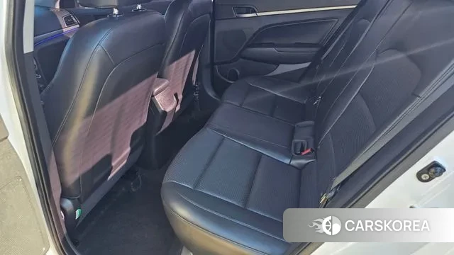 Hyundai Avante AD id 3543762 из Кореи 20