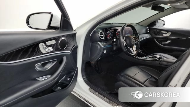 Mercedes-Benz E-Class W213 id 4188075 из Кореи 20