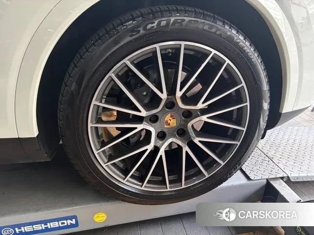 Porsche Cayenne (PO536) id 3076555 из Кореи 17