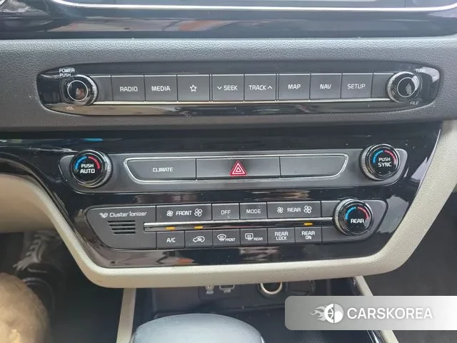 Kia The New Carnival id 3055625 из Кореи 20