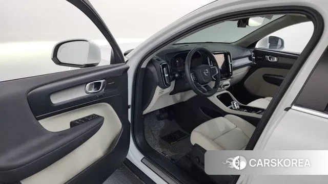 Volvo XC40 id 3353837 из Кореи 20