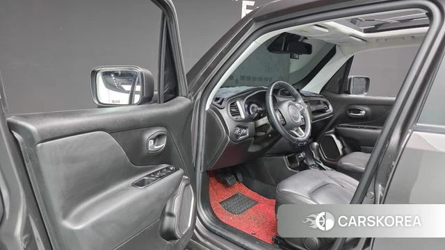 Jeep Renegade id 4232417 из Кореи 30