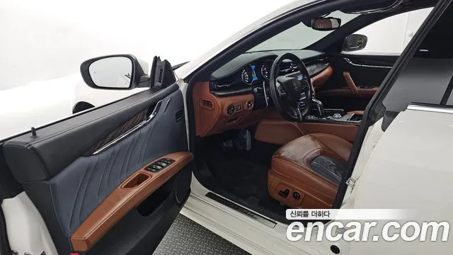 Maserati Quattroporte id 2425652 из Кореи 20