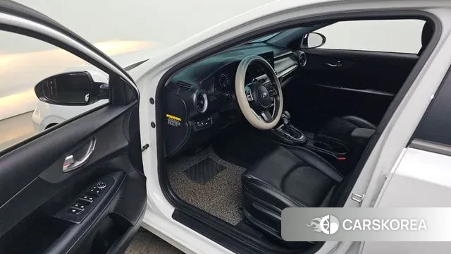 Kia Come New K3 id 3646901 из Кореи 20