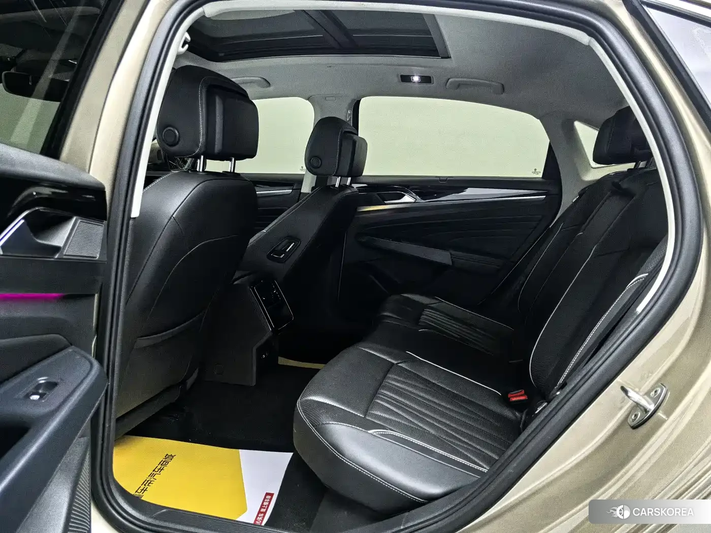 Volkswagen Passat id 4674404 из Китая 20
