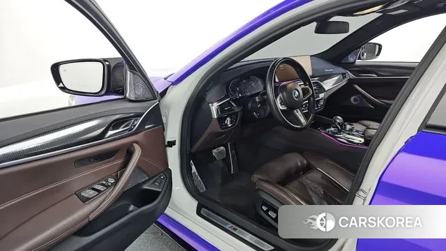 BMW 5 Series (G30) id 3664873 из Кореи 20