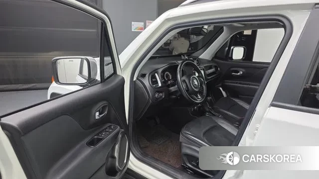 Jeep Renegade id 3509944 из Кореи 20