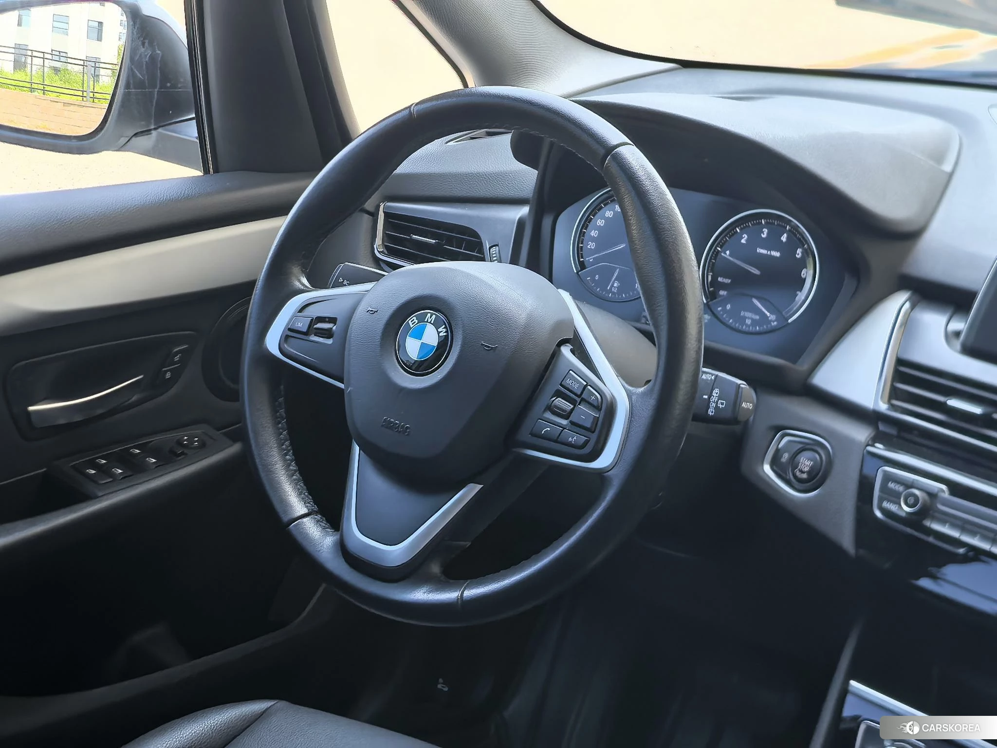 BMW 2 series multifunctional station wagon id 4492922 из Китая 14