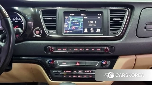 Kia The New Carnival id 4351150 из Кореи 17