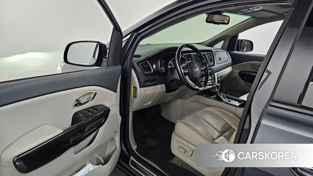 Kia The New Carnival id 4331511 из Кореи 40