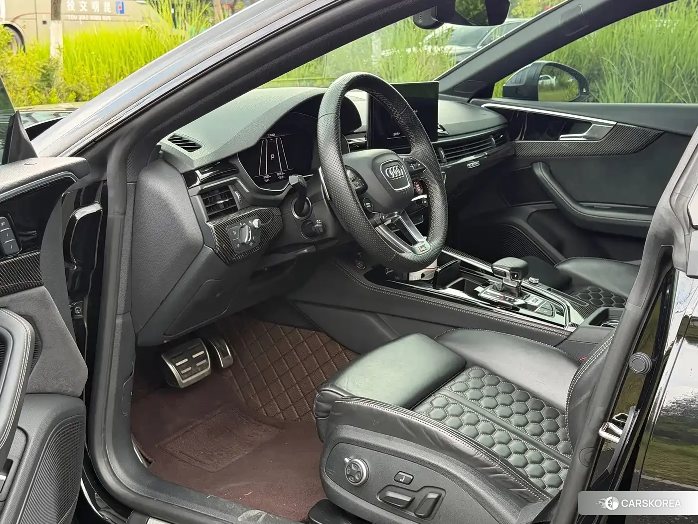 Audi RS 5 id 4600467 из Китая 17