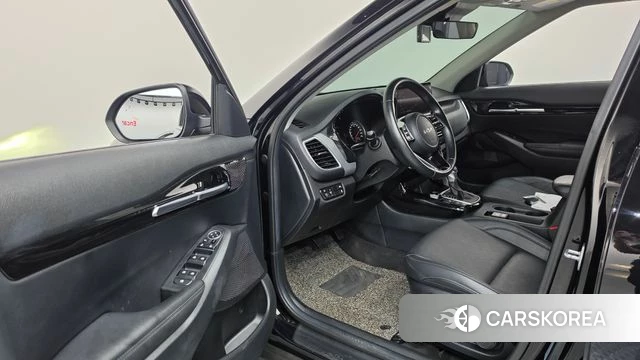 Kia Seltos id 4740579 из Кореи 37
