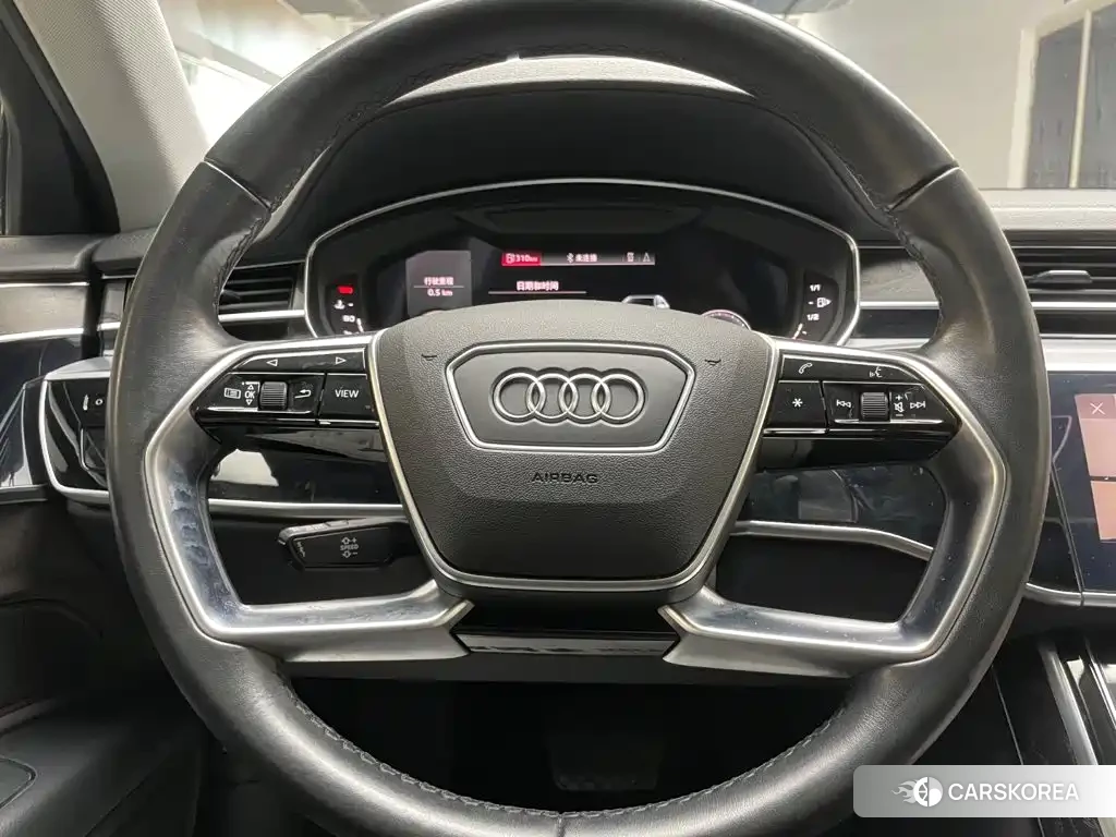 Audi A8 id 4644683 из Китая 28
