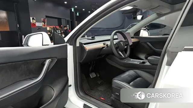 Tesla Model Y id 3561230 из Кореи 20