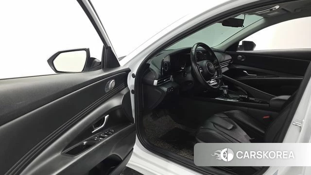 Hyundai Avante Hybrid (CN7) id 4917418 из Кореи 32