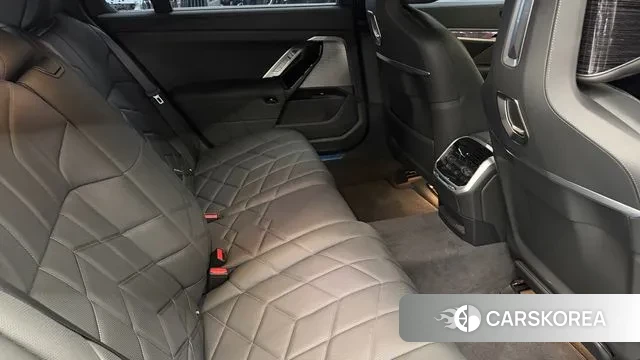 BMW 7 Series (G70) id 3674628 из Кореи 20