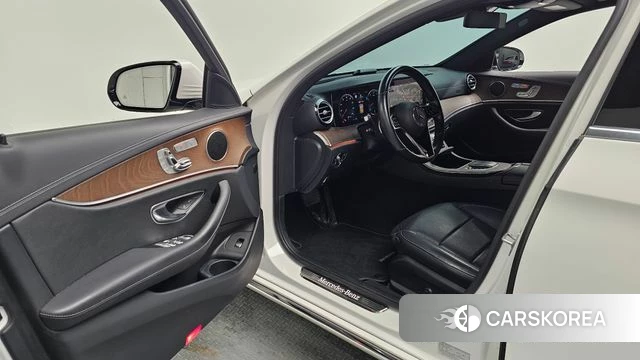 Mercedes-Benz E-Class W213 id 4731654 из Кореи 20