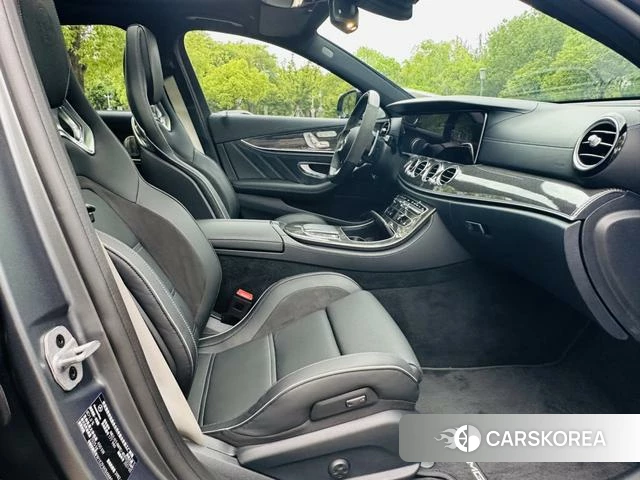 Mercedes-Benz E-class AMG id 4348860 из Китая 19
