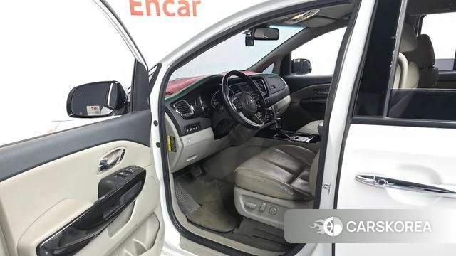 Kia The New Carnival id 4397831 из Кореи 20
