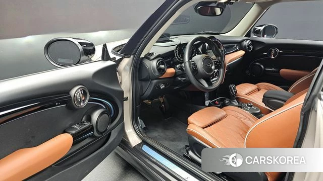 Mini Cooper S id 4381611 из Кореи 32