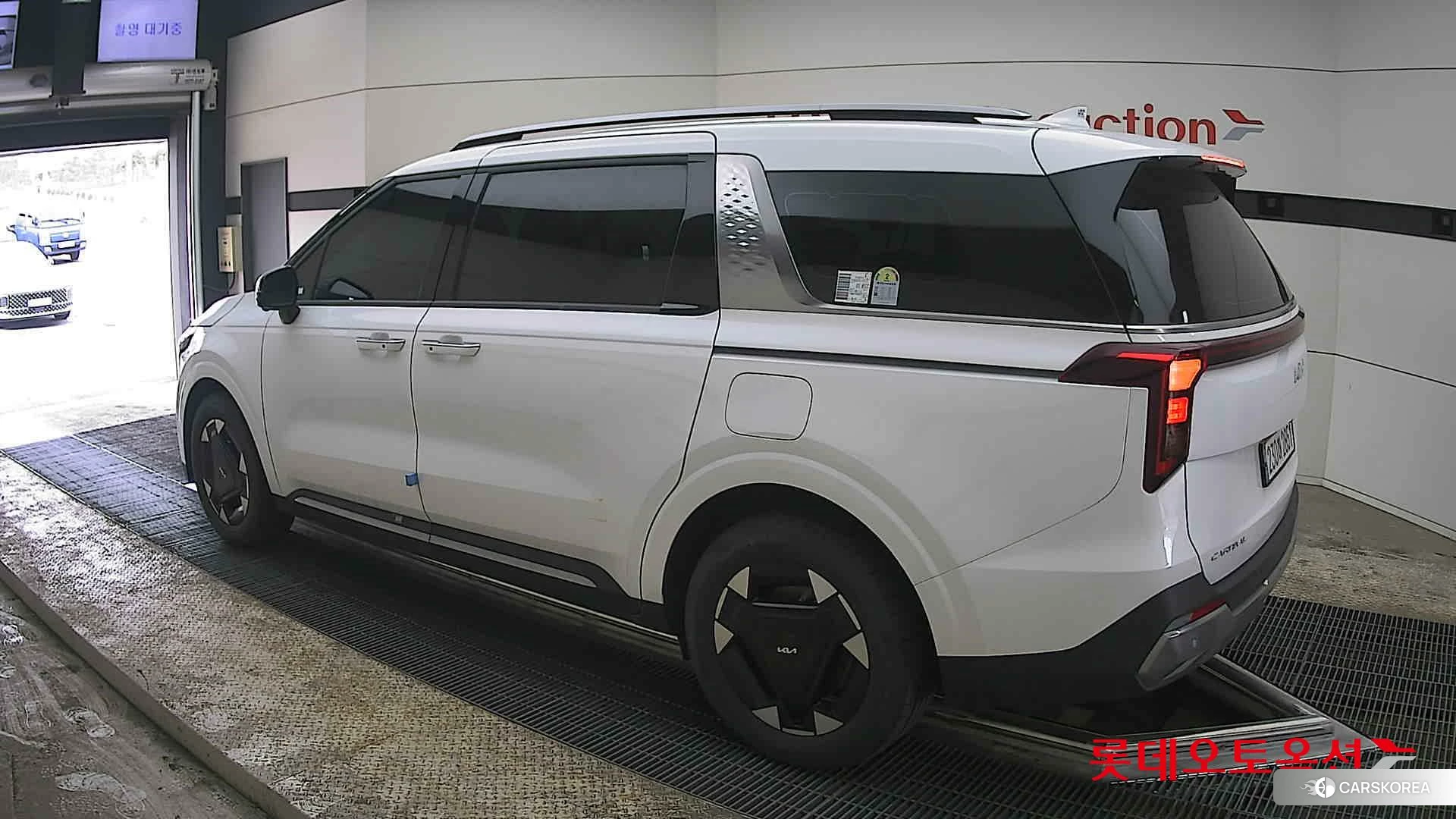 Kia Carnival Hybrid id 3888292 из Кореи 38