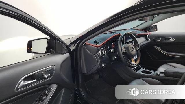 Mercedes-Benz GLA-Class X156 id 4403208 из Кореи 36
