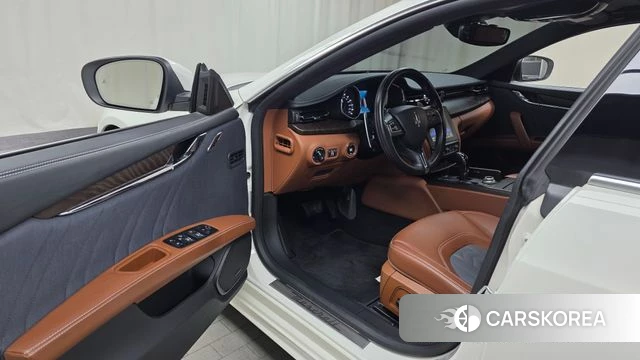 Maserati Quattroporte id 3942871 из Кореи 20