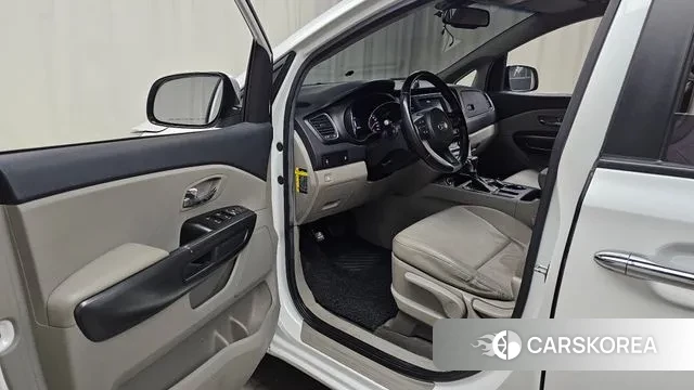 Kia The New Carnival id 3574228 из Кореи 20