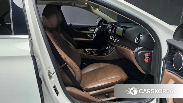 Mercedes-Benz E-Class W213 id 3820075 из Кореи 20