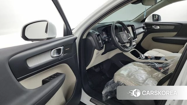 Volvo XC40 id 4533741 из Кореи 33