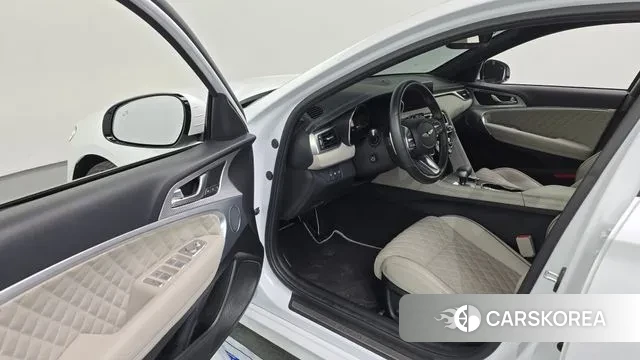 Genesis The New G70 id 3420726 из Кореи 20