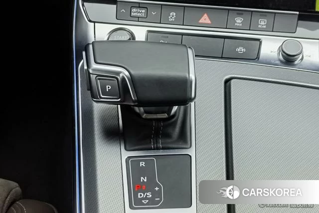 Audi A7L id 4275678 из Китая 24