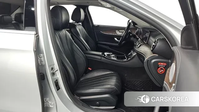 Mercedes-Benz E-Class W213 id 3617117 из Кореи 20