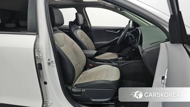 Kia Di Ol Nu Niro id 4422879 из Кореи 31
