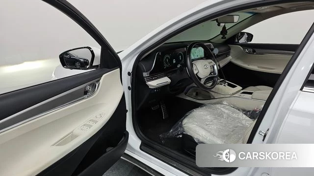 Hyundai The New Grandeur IG Hybrid id 4666479 из Кореи 38