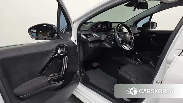 Peugeot 208 id 3408125 из Кореи 20